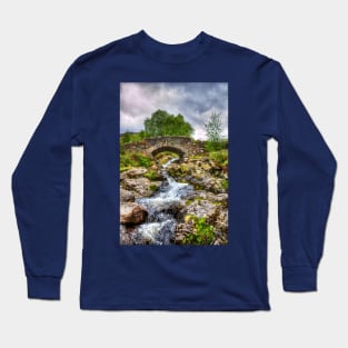 Ashness Bridge, Cumbria Long Sleeve T-Shirt